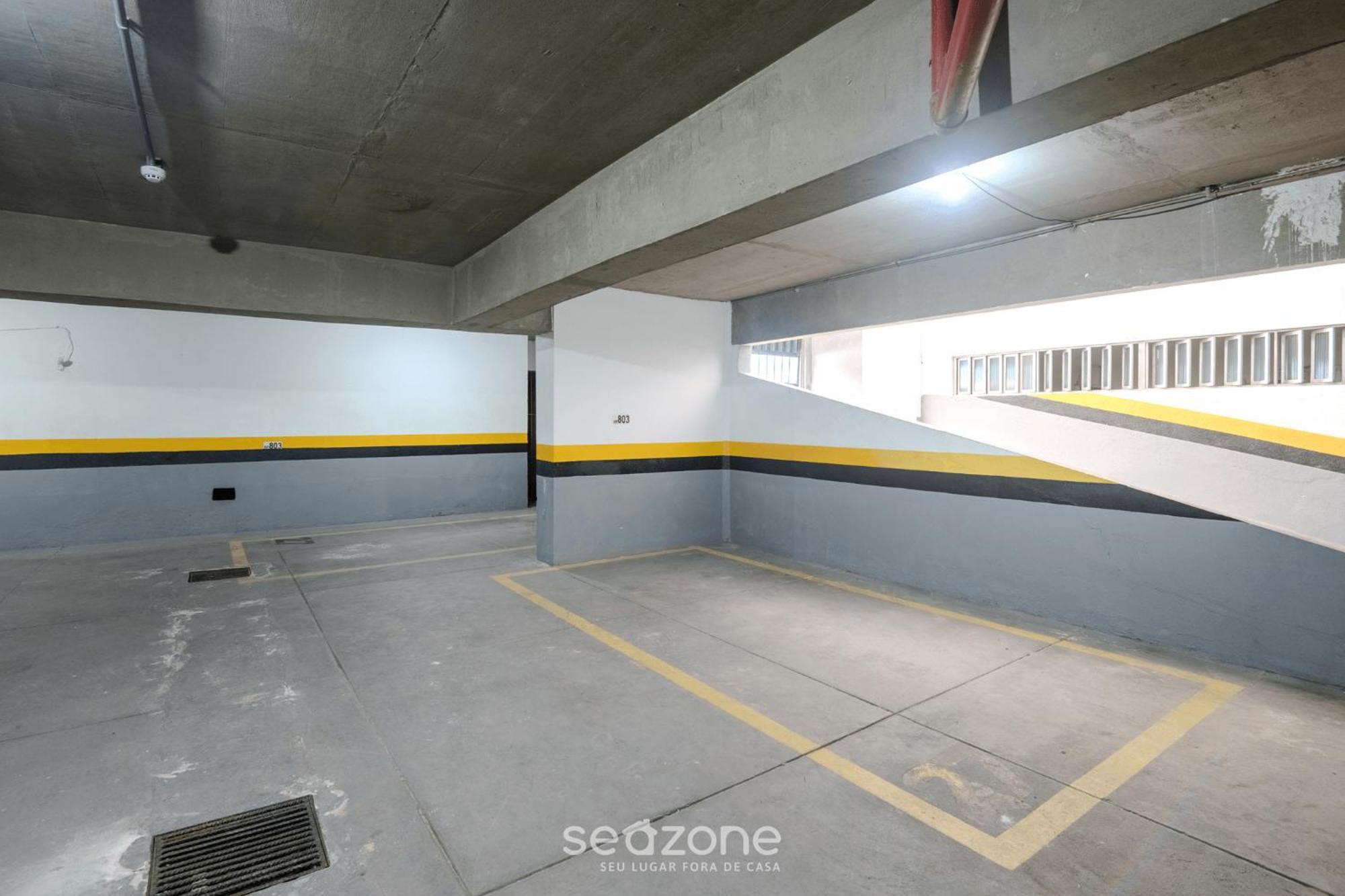 Apartamento Em Pe Na Areia - Efe0803 Guarapari