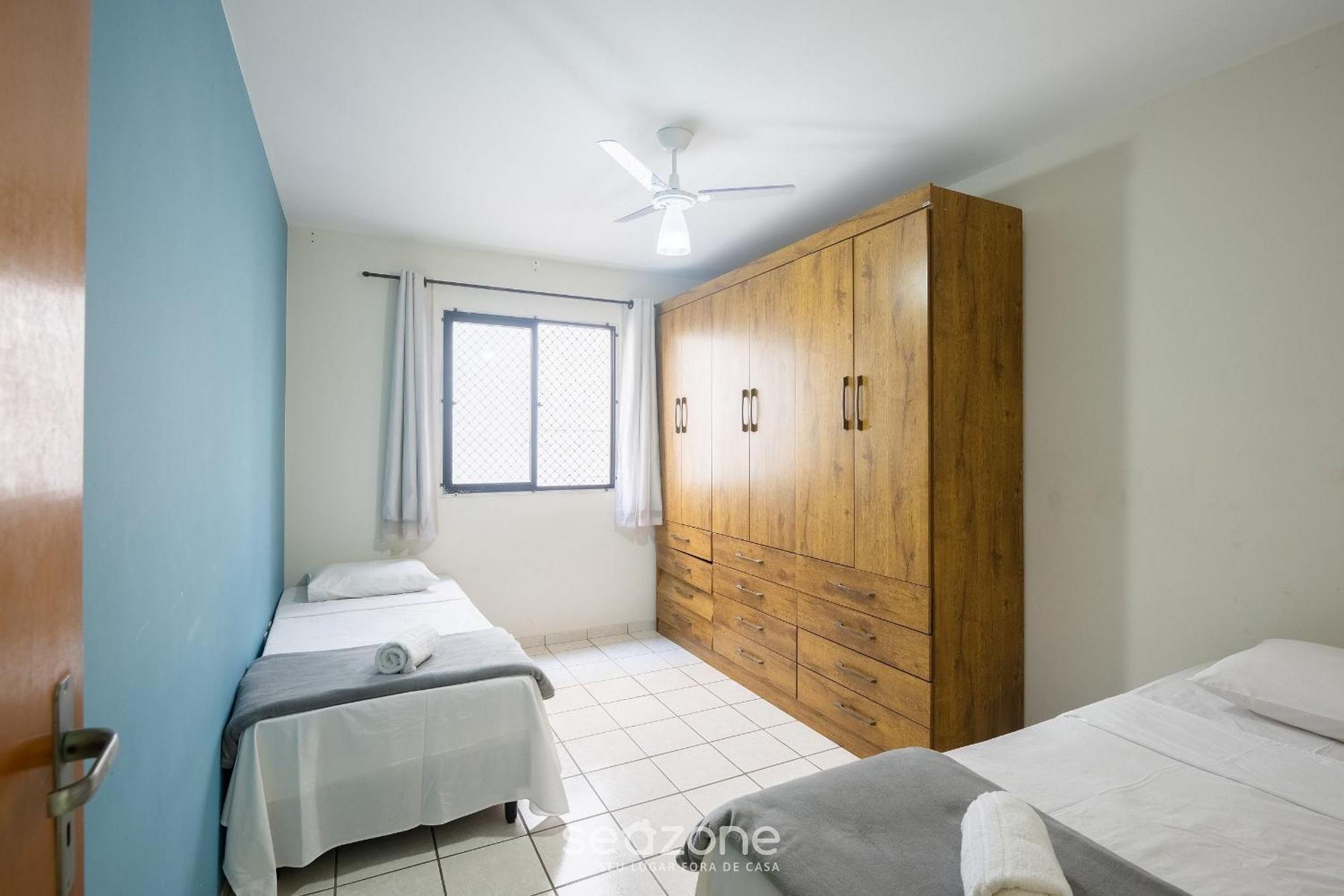 Apartamento Em Pe Na Areia - Efe0803 Guarapari